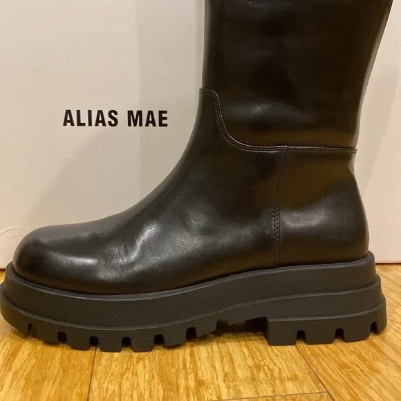 Brand new Black leather Alias Mae boot - Picture 3 of 5